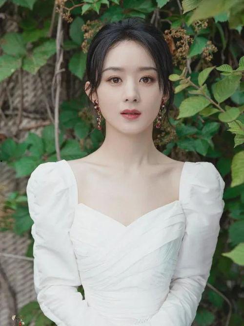 路人视角明星赵丽颖,从平凡到璀璨的蜕变之路