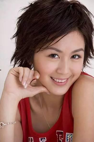 香港美女评价明星视频,香港美女眼中的明星魅力大揭秘