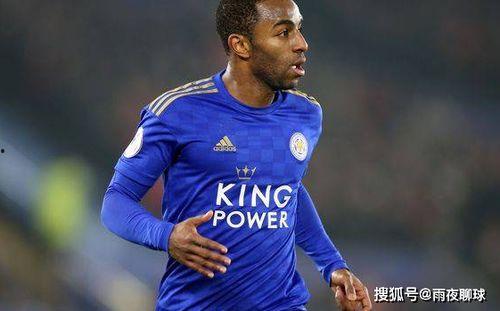 足球后卫明星名字,守护防线，闪耀绿茵场