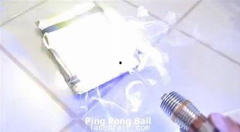 外国网红自制激光剑图片,自制激光剑惊艳亮相