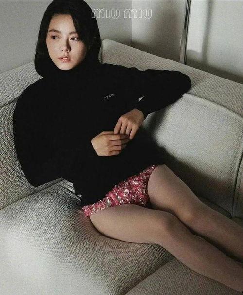 网红勃起照片,揭秘网络红人背后的真实生活