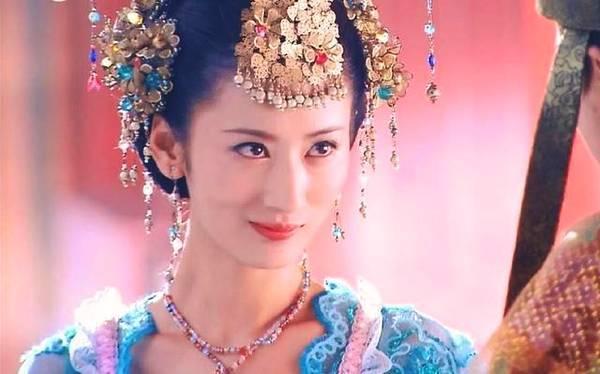 古装女明星婚后对比,古装女明星婚后前后对比大揭秘